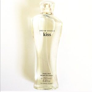 Victoria’s Secret Dream Angel’s Kiss Mist